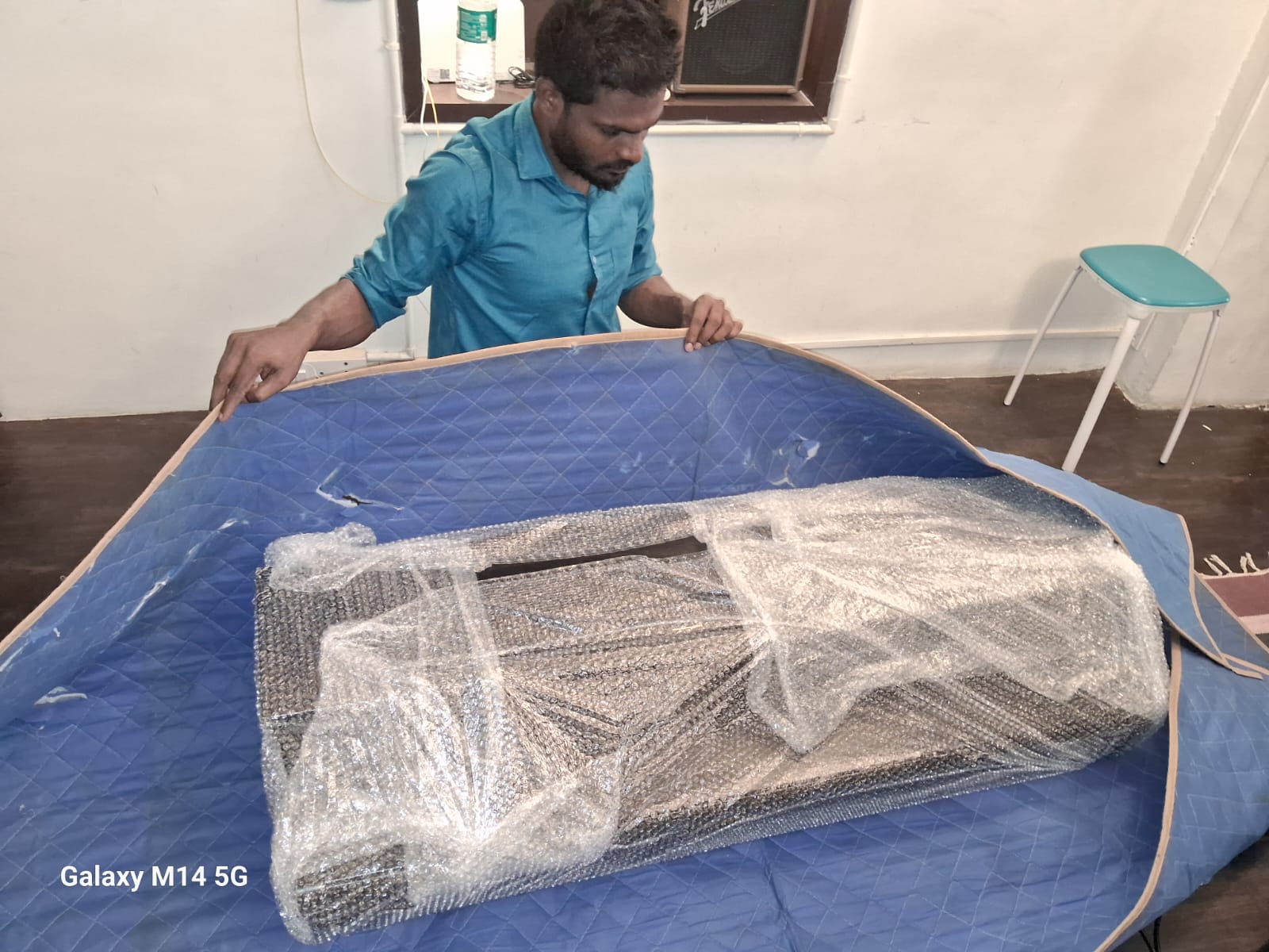 Electronics Packing