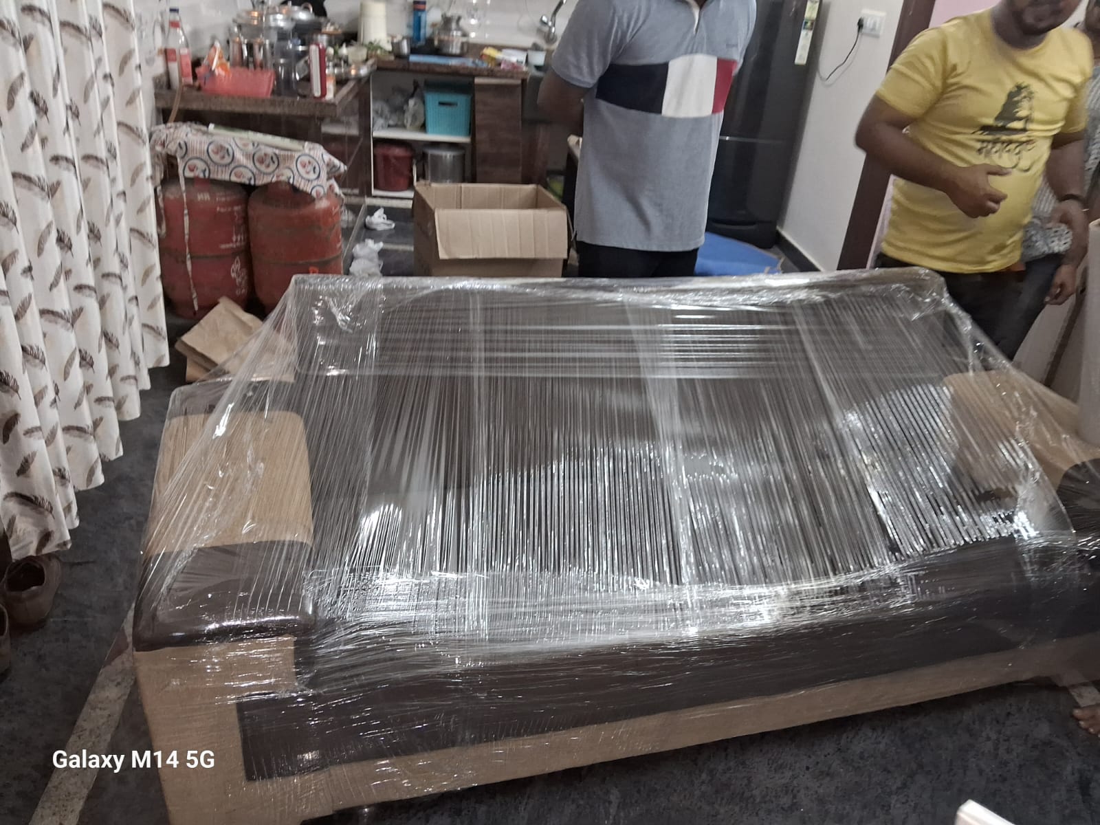 Electronics Packing